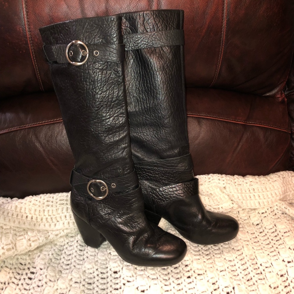 🍀 Lucky Brand 17 inch calf circumference boot.